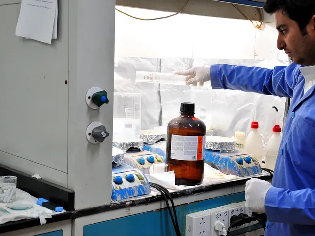 Sample preparation in the chemical laboratory